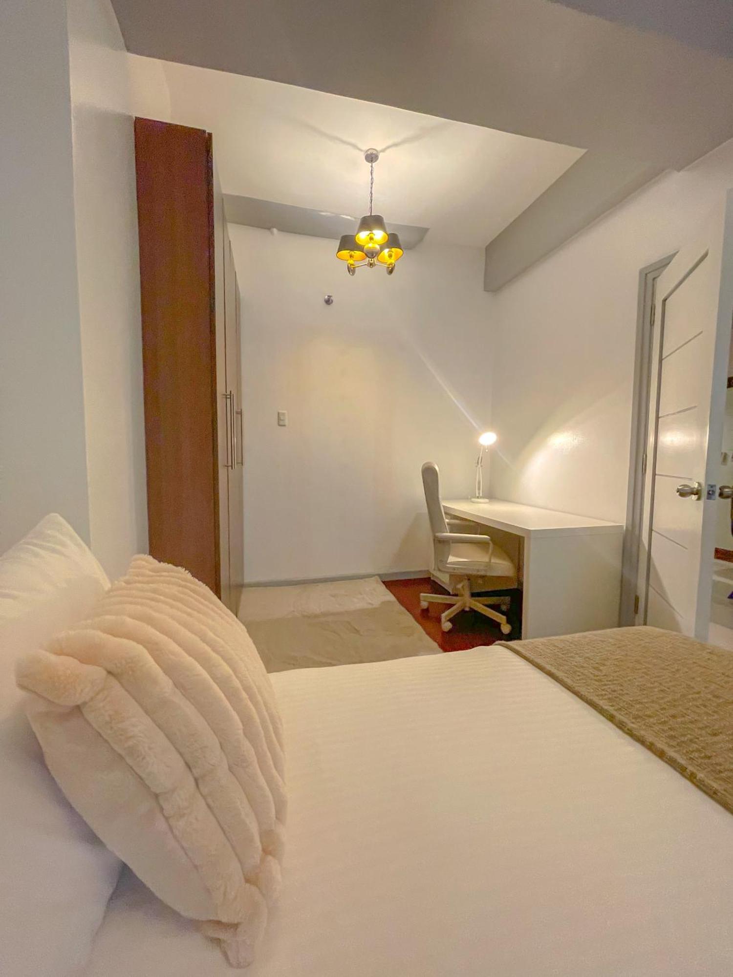 City Center- Balcony Suite Cebu Bagian luar foto